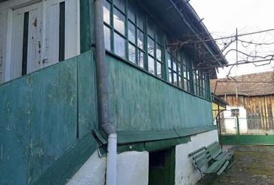 Casă cu 2 camere cu Teren 831 Mp în Șoarș - 5