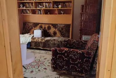 Casă cu 5 camere în Central - 1