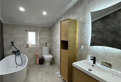 Vila eleganta cu 6 camere, situata in Mamaia Nord - 9