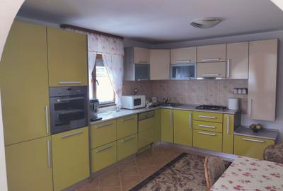 Casă cu 4 camere în Boțârlău - 3