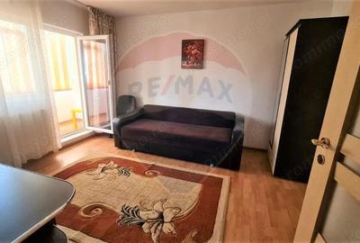 Garsoniera de inchiriat, strada Garii, etajul 3/4 - 2