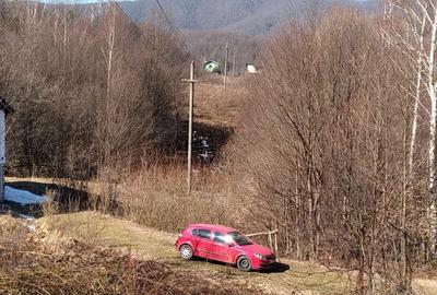 Teren de 900 mp, în Văliug - 9