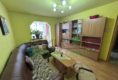 Apartament 3 camere Sacele- pret excelent