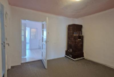 Branesti -  Casa - singur curte - teren 720 mp - casa 97 mp - deschidere 13 mp - 7