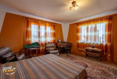 Casă individuală cu 3 camere cu Teren 7608 Mp în Cernat - 3