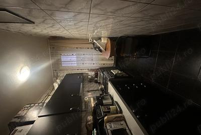 Apartament cu 3 camere semidecomandat în Central - 2