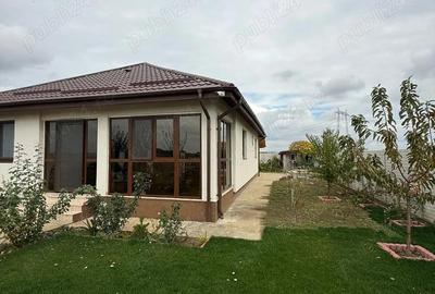 Casa pe parter Clinceni , str Ortansei , teren 640 mp. - 10