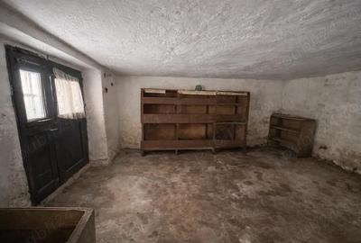 Casă cu 3 camere cu Canalizare în Central - 8