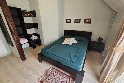 Casă cu 5 camere cu Teren 183 Mp în Centrul Istoric