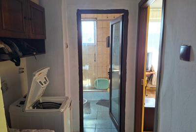 Apartament cu 3 camere semidecomandat în Central - 3