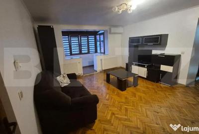 Apartament cu 2 camere semidecomandat în Micro 16 - 12