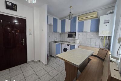 Apartament cu 2 camere decomandat în Micro 14 - 6
