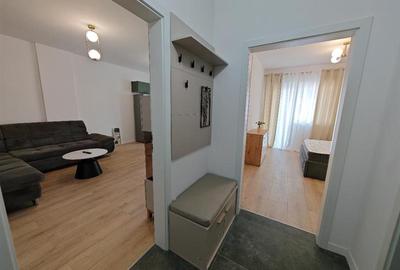Apartament cu 2 camere decomandat, mobilat în Tractorul - 5
