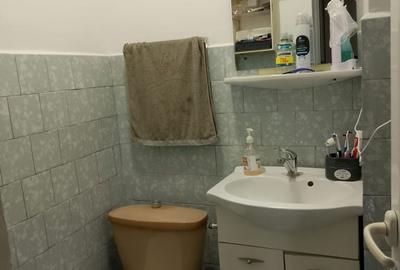 Apartament cu 3 camere decomandat în Călărași - 4