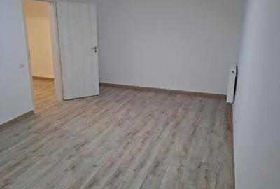 3 camere/74 mp utili/Exigent Plaza Faza 1/ Bd. Timisoara / 165.000euro+TVA 21% - 3