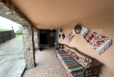 Casă cu 7 camere cu Teren 1800 Mp în Central - 15