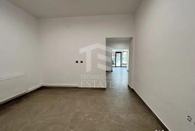 Spațiu comercial, de 90 mp, în Central - 14