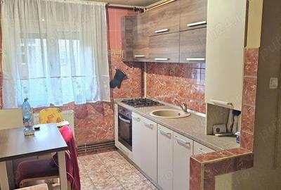 Vand apartament 2 camere, decomandat, Micalaca - 5