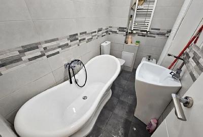 Apartament cu 2 camere semidecomandat în Central - 1
