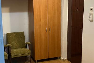 Nord ,se vinde la parter ap.3 camere,balcon,boxa ,decomandat,pret 77000 euro - 3