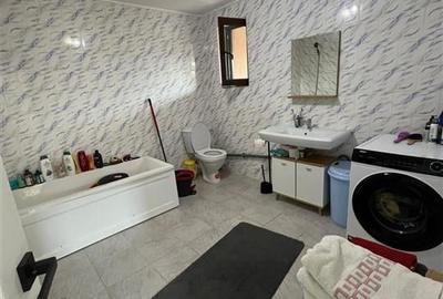 Casa tip duplex P+E cu garaj  mobilata si utilata complet! - 10