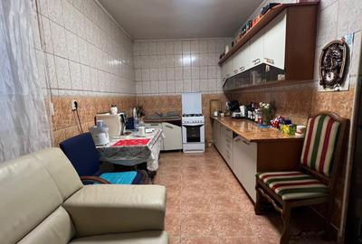 Casă individuală cu 6 camere cu Canalizare în Exterior Vest - 38