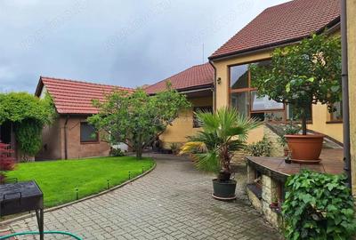 Locuinta ideala pentru familie sau investitie 200 mp utili, teren 1200 mp, Centru Alba Iulia - 2