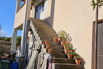 Casă cu 6 camere în Km 5 - 8