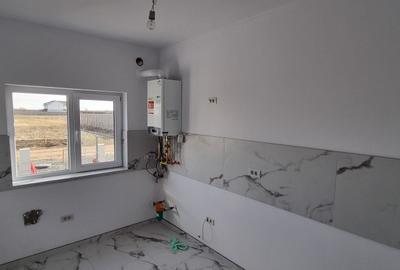 Duplex cu 3 camere cu Canalizare în Moșnița Veche - 7