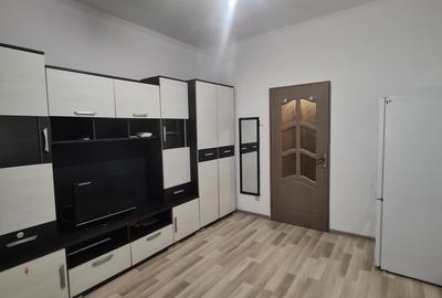 Garsoniera de vânzare-zona Decebal,  Splaiul Crișanei - 4