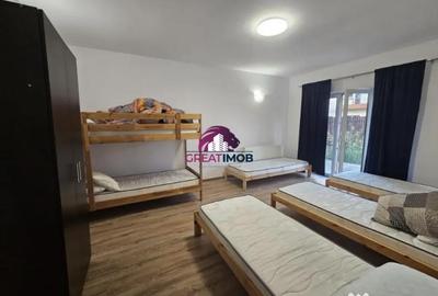 Casă cu 2 camere cu Canalizare în Central