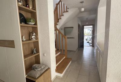 Casă cu Teren 550 Mp în Central - 10