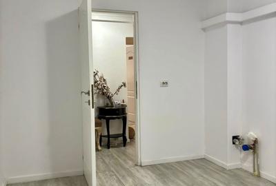 Apartament cu 3 camere în Cartierul Traian - 13