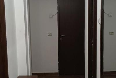 Apartament cu 3 camere decomandat în Central - 3