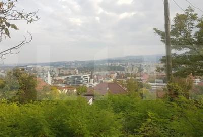 Teren de 2700 mp, în Grigorescu