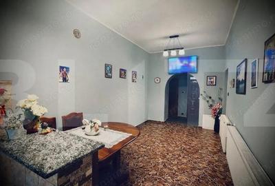 Apartament cu 3 camere decomandat în Central - 10