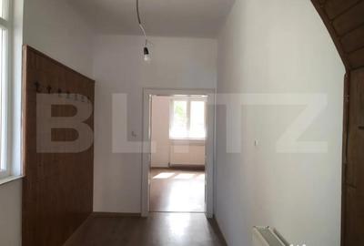 Casă cu 4 camere cu Teren 770 Mp în Titulescu - 5