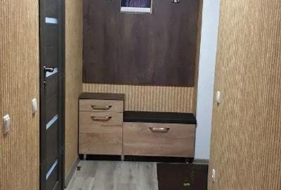 Se ofera garsoniera in zona Teiul Doamnei - 2