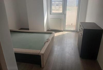 Apartament 3 camere 2 bai balcon zona Doamna Stanca