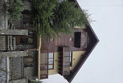 Casă cu 4 camere cu Teren 420 Mp în Central - 10