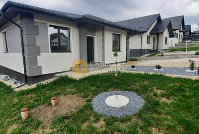 Casă individuală cu 4 camere cu Canalizare în Valea Adâncă - 15