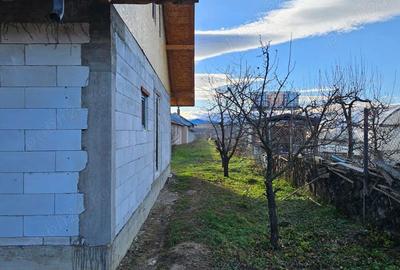 Casa de vanzare cu teren 1200mp Casa de vanzare cu teren 1200mp - 4