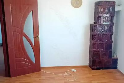 Vand apartament cu doua camere - 1