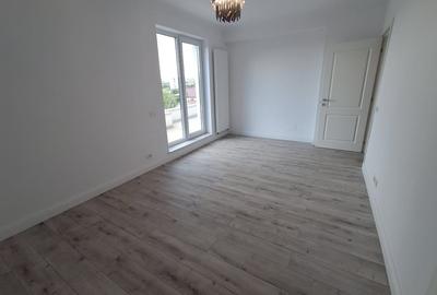 Apartament cu 3 camere decomandat în Bucur Obor - 4