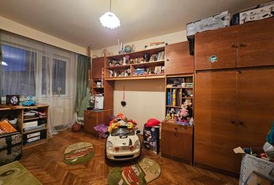 Apartament 4 camere, zona Scoala Generala  Andrei Saguna - 8