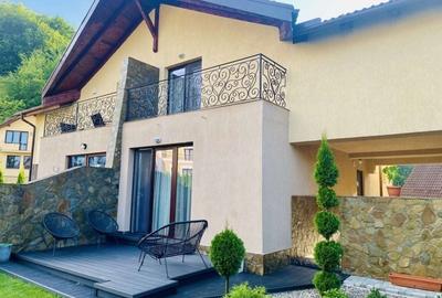 Casă individuală cu 4 camere cu Canalizare în Noua - 1