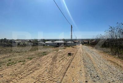 Teren de 555 mp, în Malu Mare