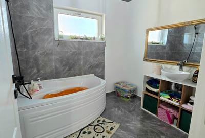 Casă individuală superbă, 5 camere, 180 mp utili, Str. Fierarului – Holboca - 13