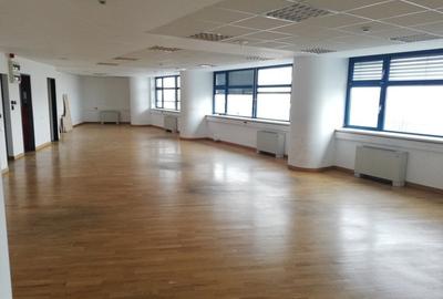Birou, 210 mp în Unirii