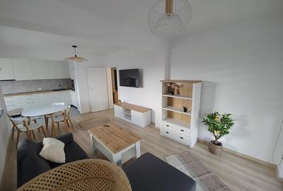 Apartament 3 camere zona Coresi priveliste superba - 1